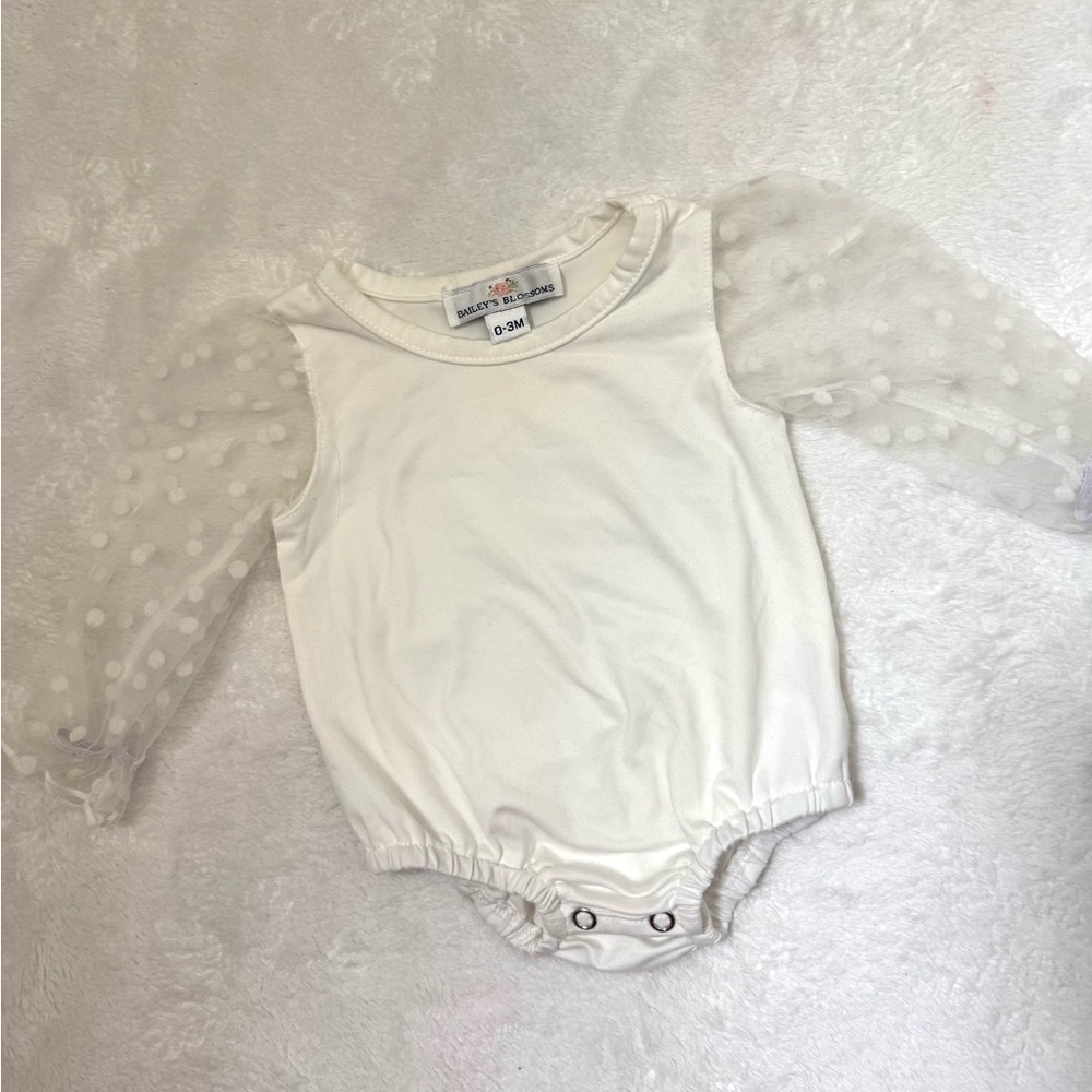Baileys Blossoms 0-3m White Polka Dot Mesh-Sleeve Baby One-Piece